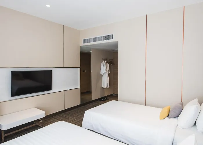 Twothree A Homely - Sha Extra 4* 방콕