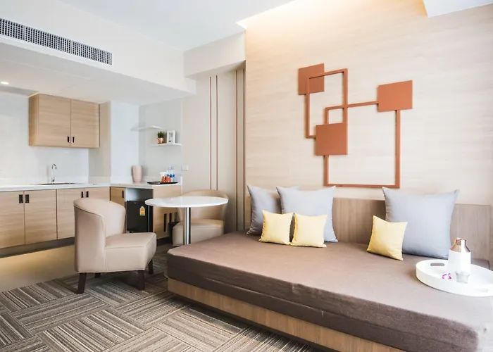 Twothree A Homely - Sha Extra 4* 방콕